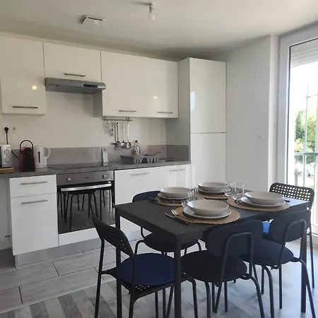 Le Beau T3 Fonneuve 1er Etage - Climatisation & Parking Facile *