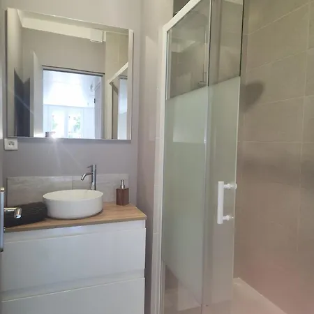 Le Beau T3 Fonneuve 1er Etage - Climatisation & Parking Facile Apartament *